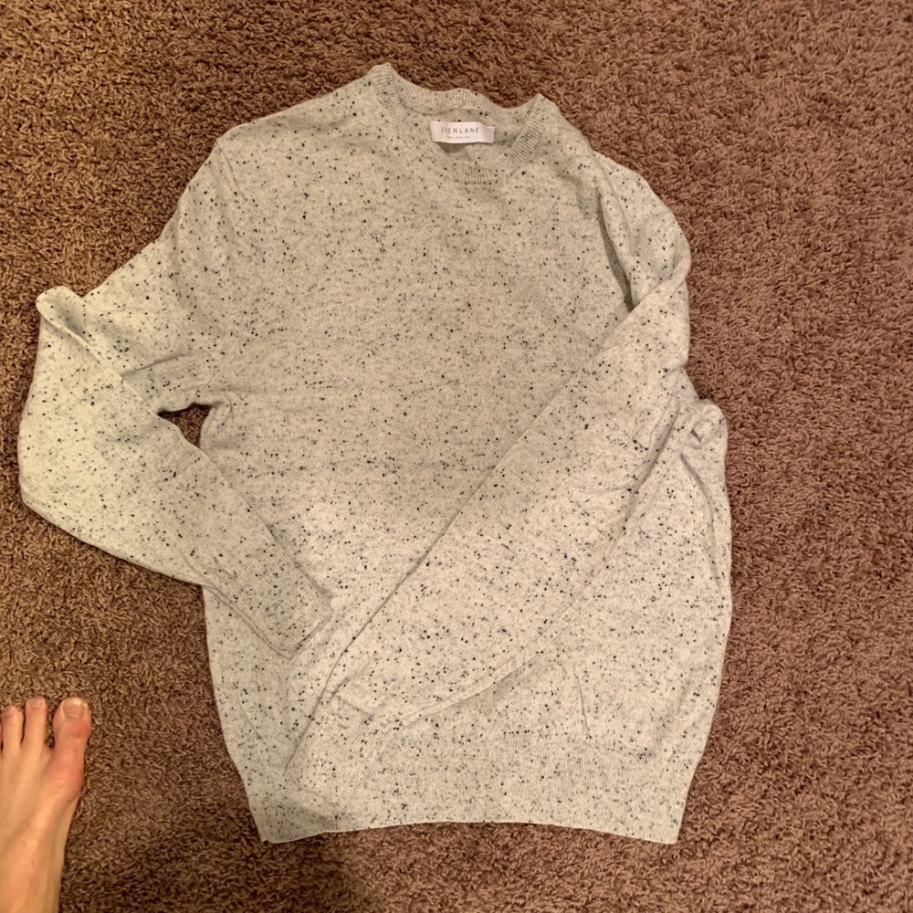 Everlane cashmere sweater